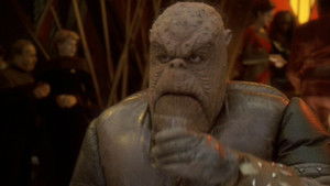 Star Trek: Deep Space Nine 6. évad Ep.12 Ki siratja Morn-t?