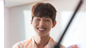 눈 떠보니 세 명의 남자친구 kép