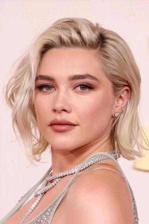 Florence Pugh profil kép