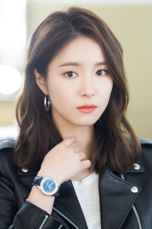 신세경 profil kép