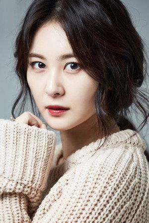 손은서 profil kép