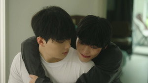체크 남방을 입은 사내 kép