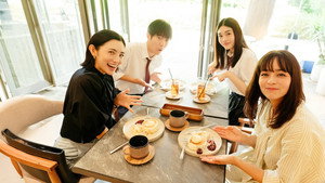 きみの継ぐ香りは kép