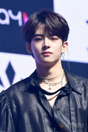 정수빈 profil kép