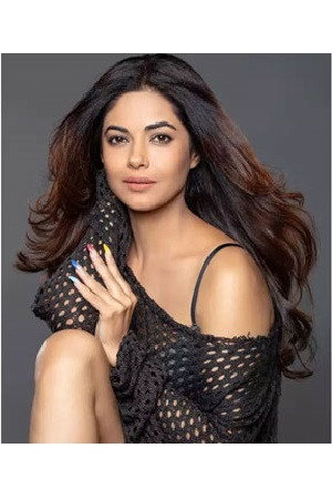 Meera Chopra profil kép