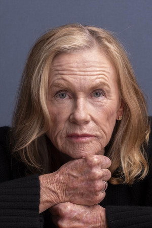 Amy Madigan profil kép