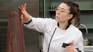 Bake Off: The Professionals 9. évad Ep.9 9. epizód
