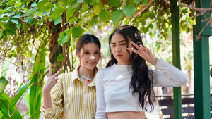 เพราะแฟนเก่าเปลี่ยนแปลงบ่อย kép
