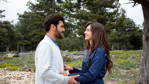 Yeni Gelin 1. évad Ep.10 10. epizód