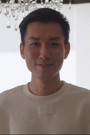 李华龙