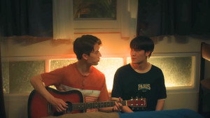 ขอฟังอีกครั้งเพลงรักของเธอ kép