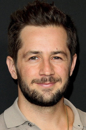 Michael Angarano profil kép