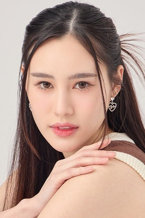 มิ้นท์ ธิฌาน์ ธุระชน profil kép