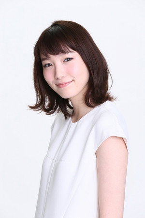 飯豊まりえ profil kép