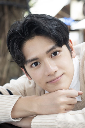 張碩航 profil kép
