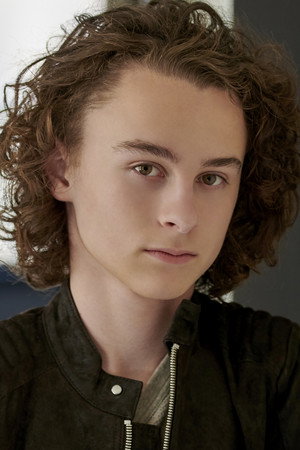 Wyatt Oleff profil kép