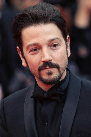Diego Luna profil kép