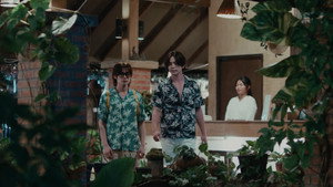 ที่สามของเธอ kép