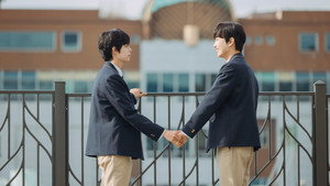 무언가 잘못되었다 kép