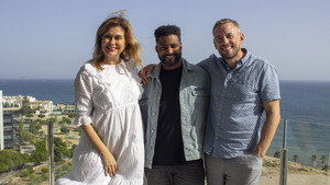 Sunshine Getaways with Amanda Lamb kép