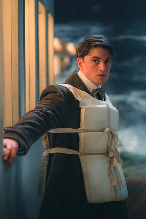 Titanic Sinks Tonight Speciális epizódok (2025-12-28) poszter