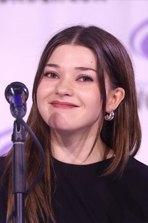 Katie Douglas profil kép