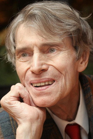 Laurent Terzieff profil kép