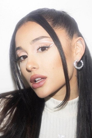 Ariana Grande profil kép