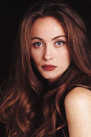 Emmanuelle Béart profil kép