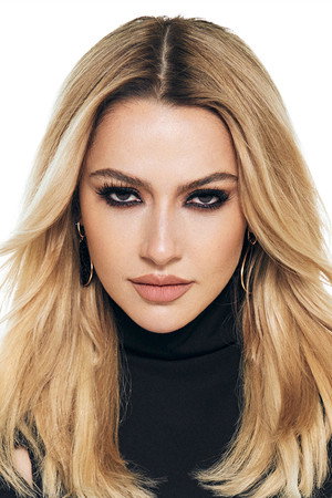 Hadise profil kép