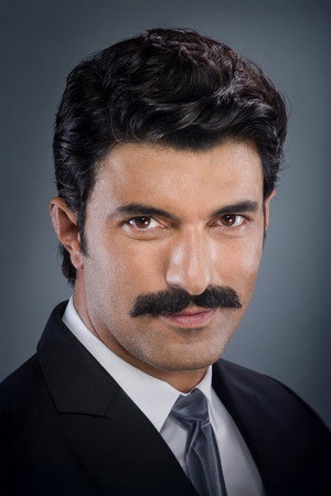 Engin Akyürek profil kép