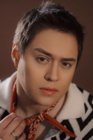 Enrique Gil profil kép