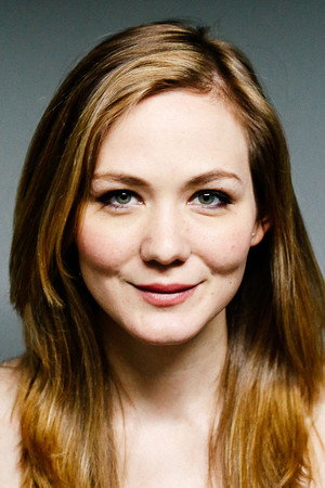Louisa Krause profil kép