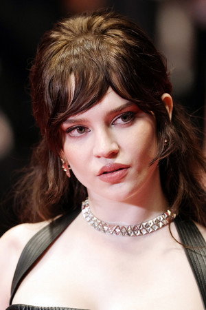 Sophie Thatcher profil kép