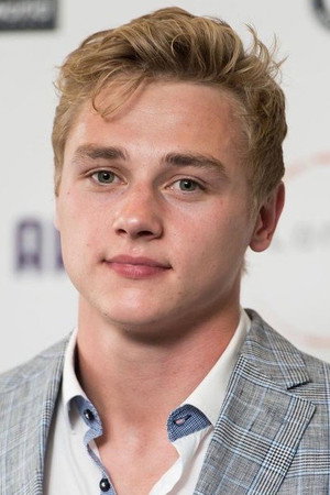 Ben Hardy profil kép