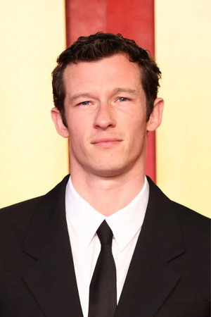Callum Turner profil kép