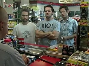 Felhőtlen Philadelphia 4. évad Ep.2 A dögös, az agyas, a Joker és a verőember