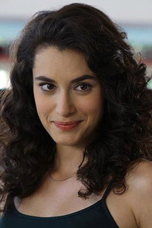 Hande Doğandemir profil kép