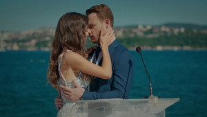 Szerelem van a levegőben 1. évad Ep.1 1. epizód
