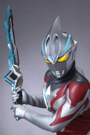 ウルトラマンアーク poszter