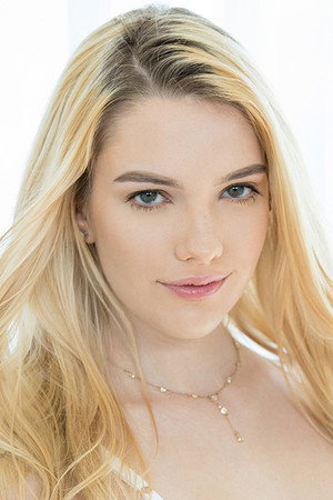 Kenna James profil kép