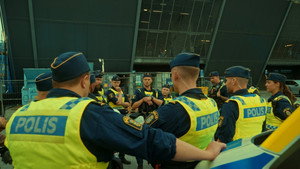 Poliserna i våldsvågen 3. évad Ep.6 6. epizód