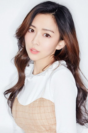 Yang Anqi profil kép