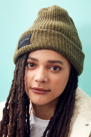 Sasha Lane profil kép