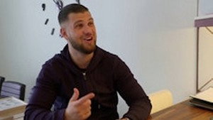 Familien fra Bryggen 11. évad Ep.12 12. epizód