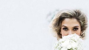 Olivia: Hopelessly Devoted to You kép