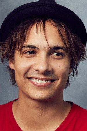 Frank Dillane profil kép