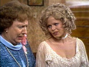 All in the Family 3. évad Ep.10 10. epizód