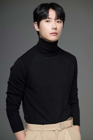 신정유 profil kép