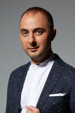 Демис Карибидис profil kép